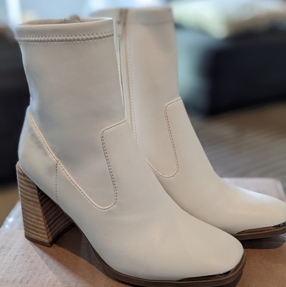 DV by Dolce Vita Shoes - DV by Dolce Vita Jordy Sock Boots